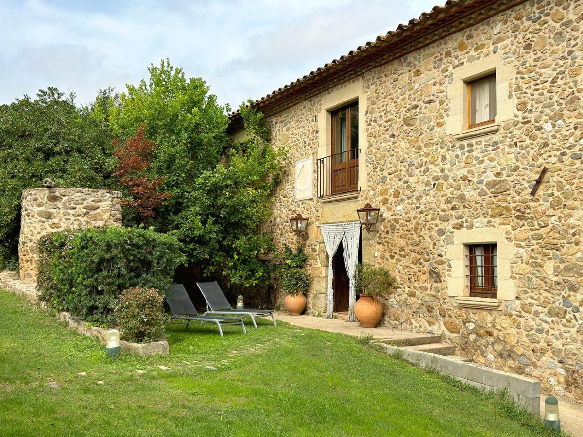 Turisme Rural - Mas Vila - Monells Hostal La Bisbal d'Emporda Exterior foto