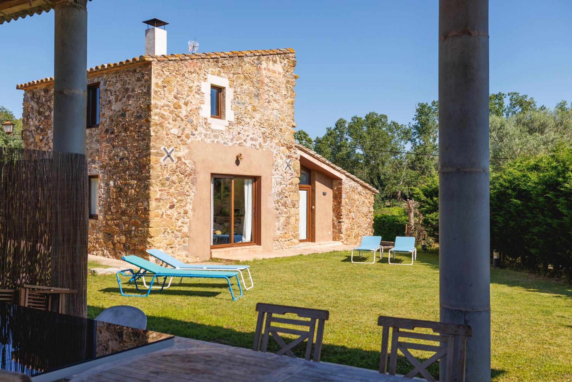 Turisme Rural - Mas Vila - Monells Hostal La Bisbal d'Emporda Exterior foto