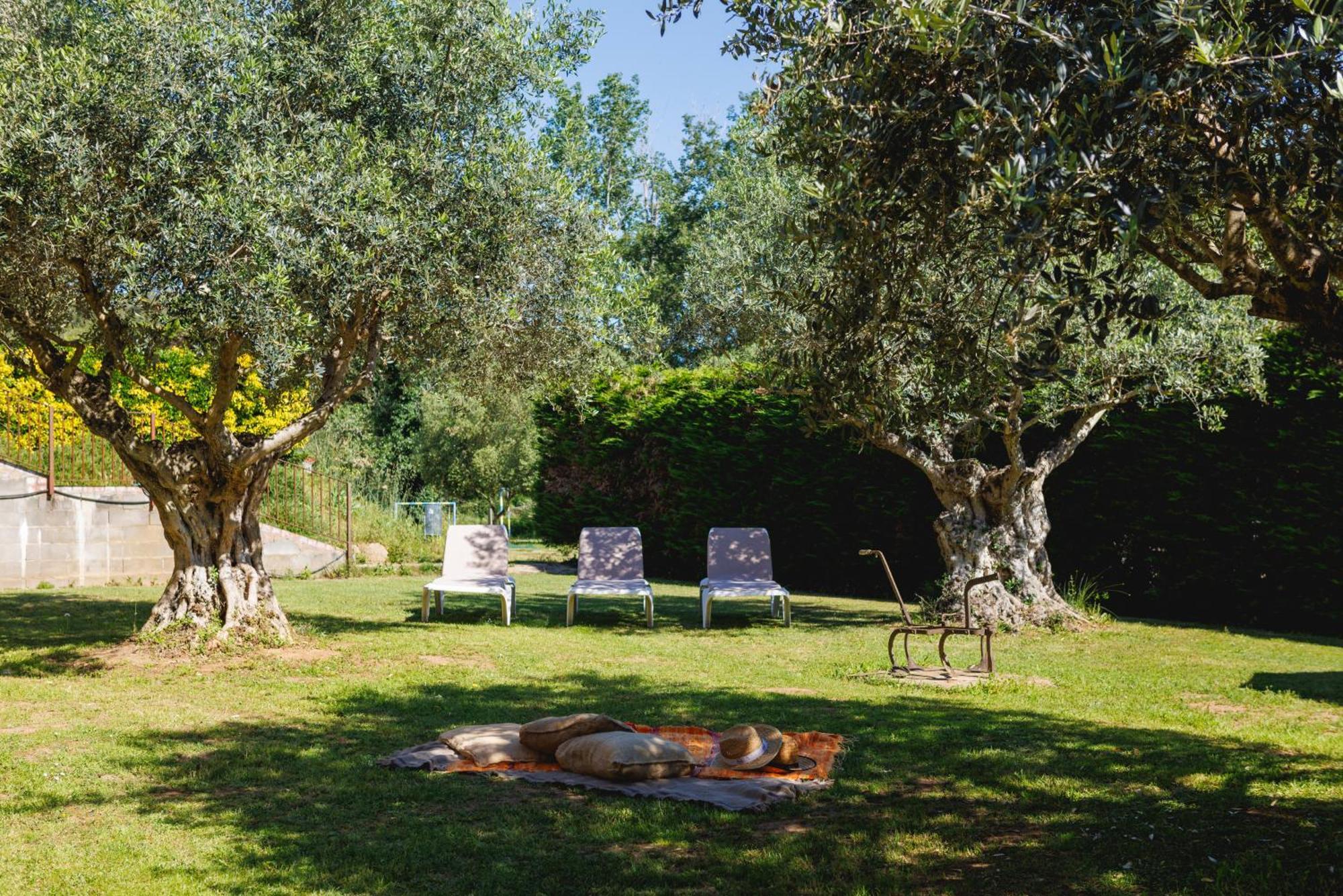 Turisme Rural - Mas Vila - Monells Hostal La Bisbal d'Emporda Exterior foto