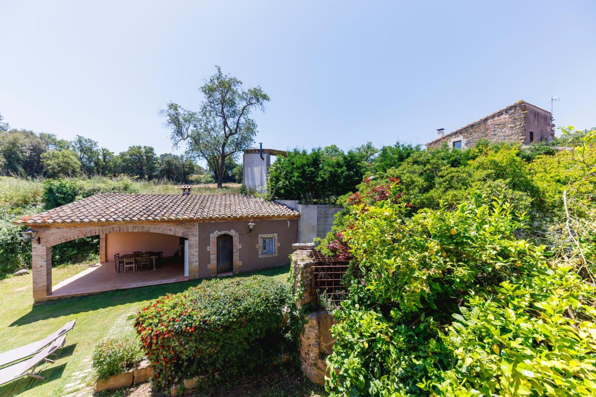 Turisme Rural - Mas Vila - Monells Hostal La Bisbal d'Emporda Exterior foto